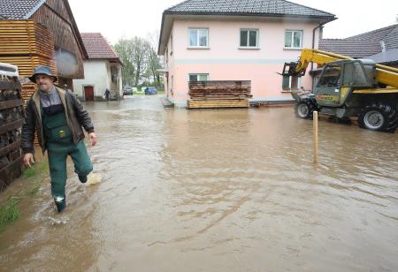 POPLAVE DOLENJA VAS 08 FOTO LJUBO VUKELIČ